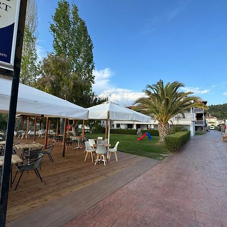 Regos Resort Hotel Neos Marmaras Bagian luar foto