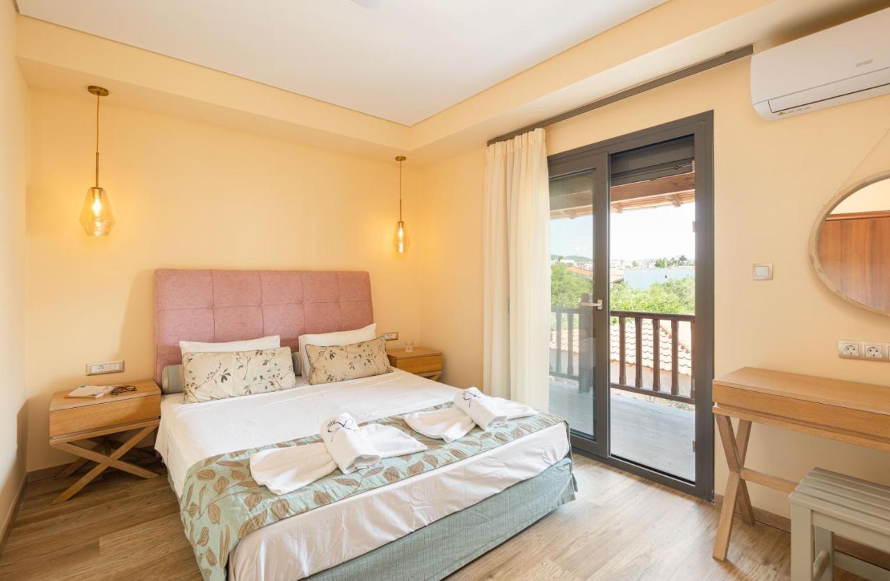 Regos Resort Hotel Neos Marmaras Bagian luar foto